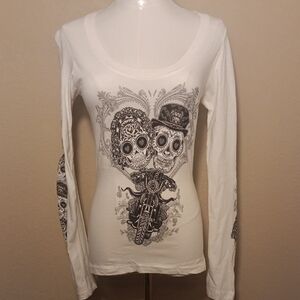 NWT. Hot Leather Women's Long Sleeve Graphic Tee with Skull Design - White